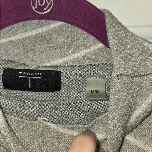 Zara - Picture 2 of 2